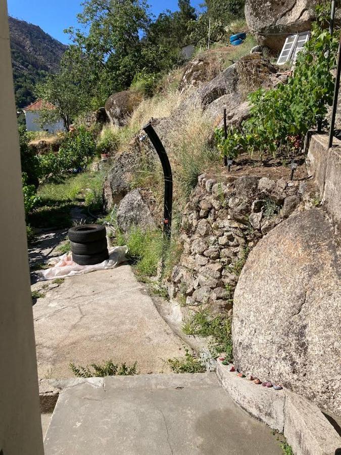 A Casa Da Rapariga De Cabelo Azul Apartman Manteigas Kültér fotó